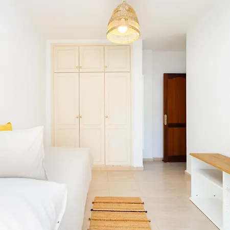 Home2book Bright Apt & Panoramic Sea View Apartman