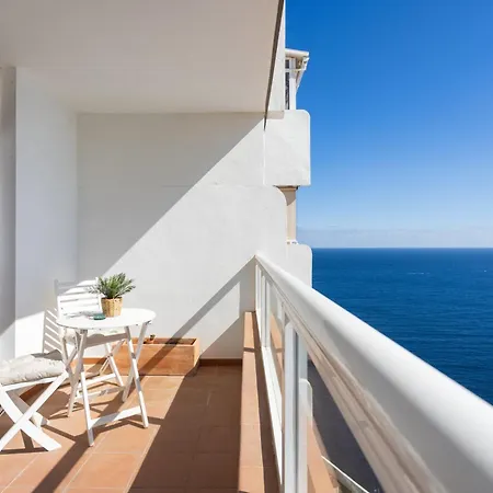 Home2book Bright Apt & Panoramic Sea View Apartman